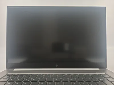 Reálná fotografie – Pracovní stanice HP ZBook Studio G7 – i7-10850H, 32 GB, 512 GB SSD NVMe, Quadro T2000 Max-Q, FHD, Windows 11 Pro