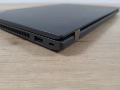 Reálná fotografie – Notebook Lenovo ThinkPad T14 Gen 3 – Ryzen 5 PRO 6650U, 16 GB, 256 GB SSD NVMe, Radeon 660M, WUXGA, Windows 11 Pro